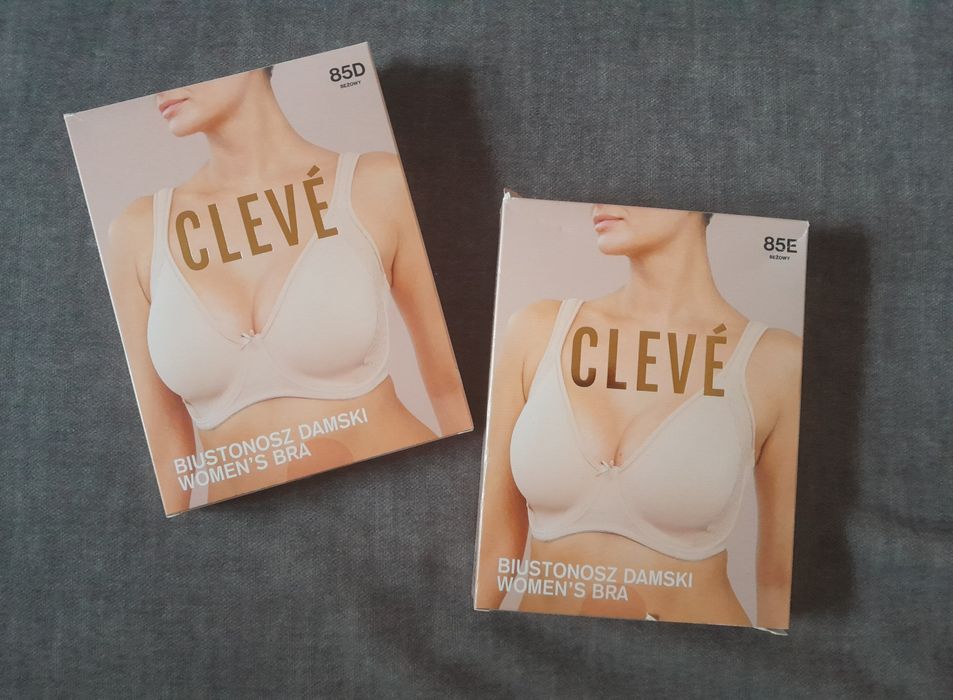 Nowy cielisty stanik