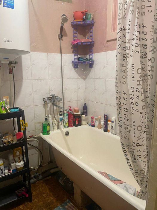 Продам 3 кімнатну квартиру пл.артема,вул.Володимира великого,Олімп