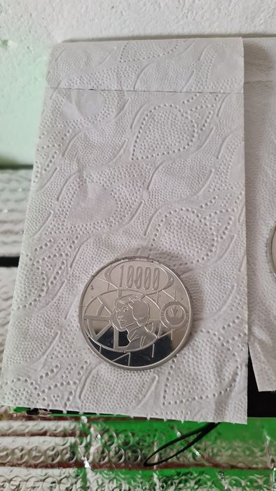 Vendo 4 moedas em alumínio  da saga  Star wards