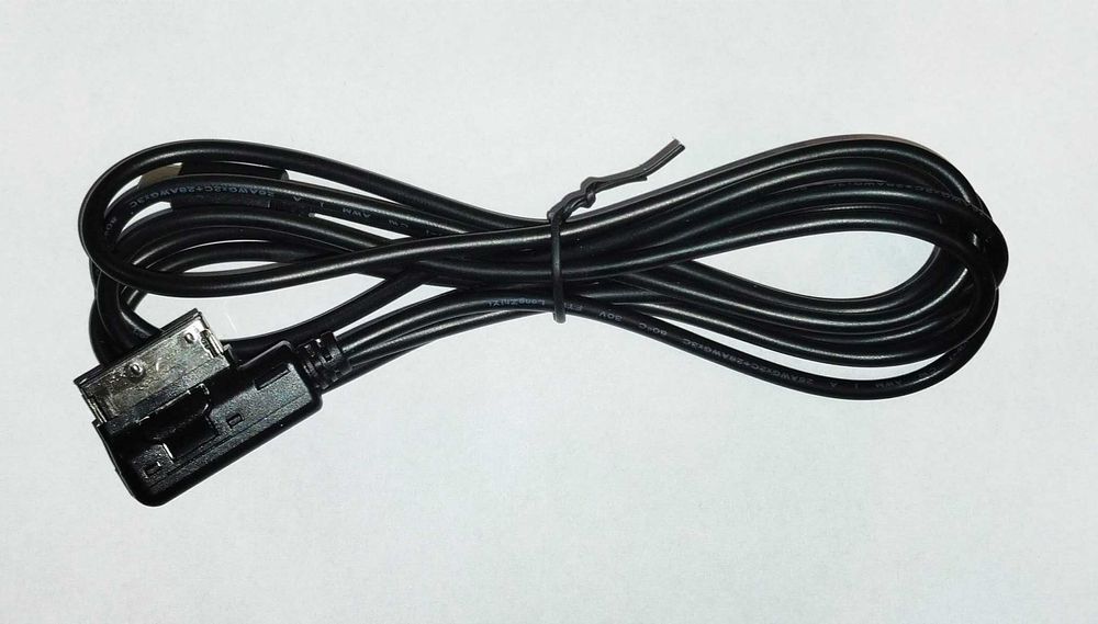 Kabel ładowarki typu AMI typu C do VW AUDI 2m