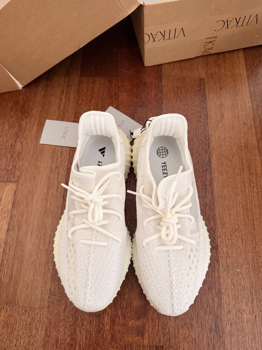 Adidas Yeezy Boost 350 V2