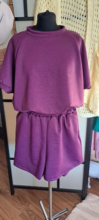 Dres damski nowy- L
