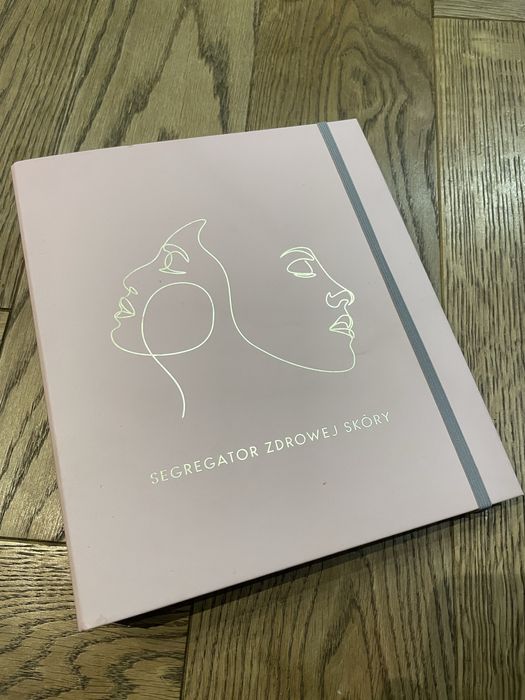 Segregator zdrowej skóry - Nina Wiśniewska