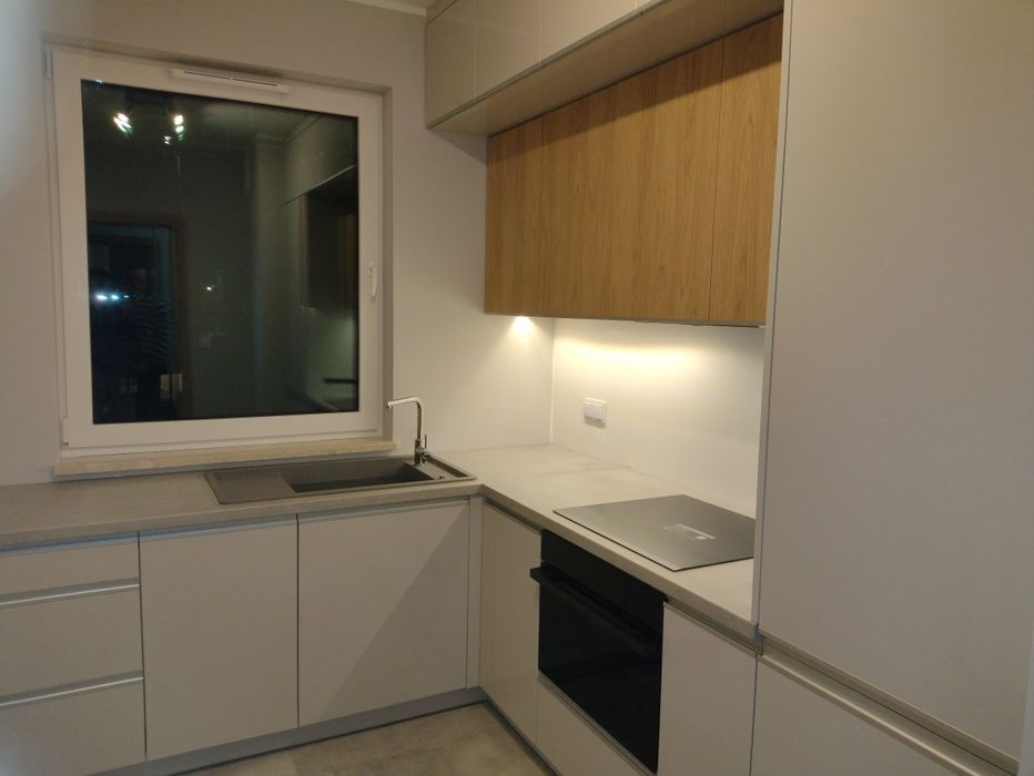 Mebla na wymiar kuchnie szafy garderoby łazienki