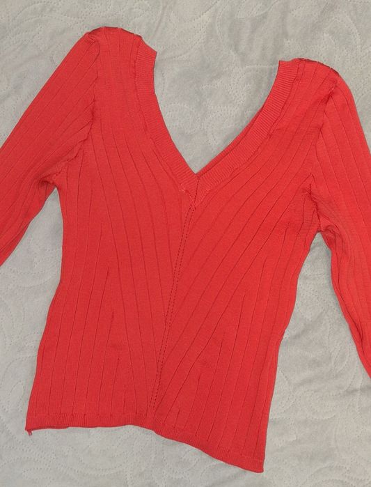 Кофтинка червона