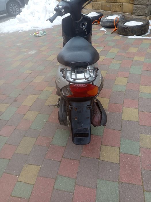 Продам скутер yamaha jog SA 24 заводиться їде