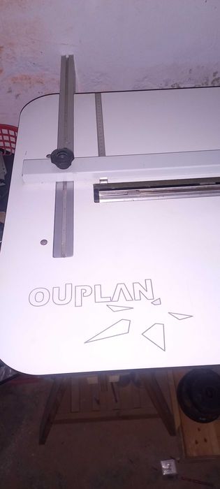 Máquina de quinar Acrílico Ouplan