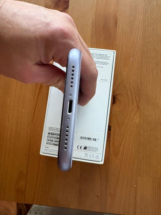 iPhone 11 Stan bdb 64gb