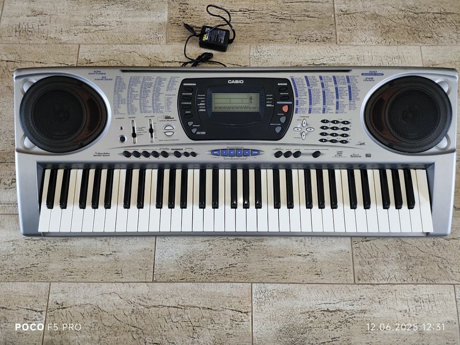 Синтезатор Casio CTK-671 динамічні клавіші.