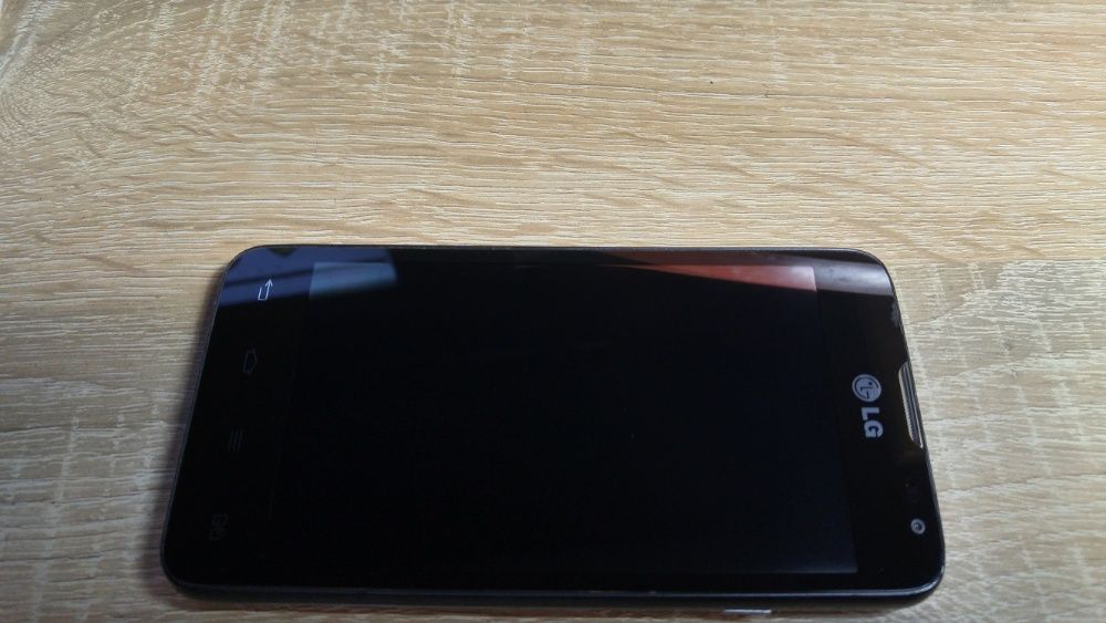 Телефон LG-D285 не включається!