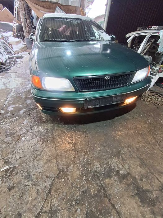 Бампер Передний Ниссан Максима Инфинити Infiniti J30 luxury Maxima