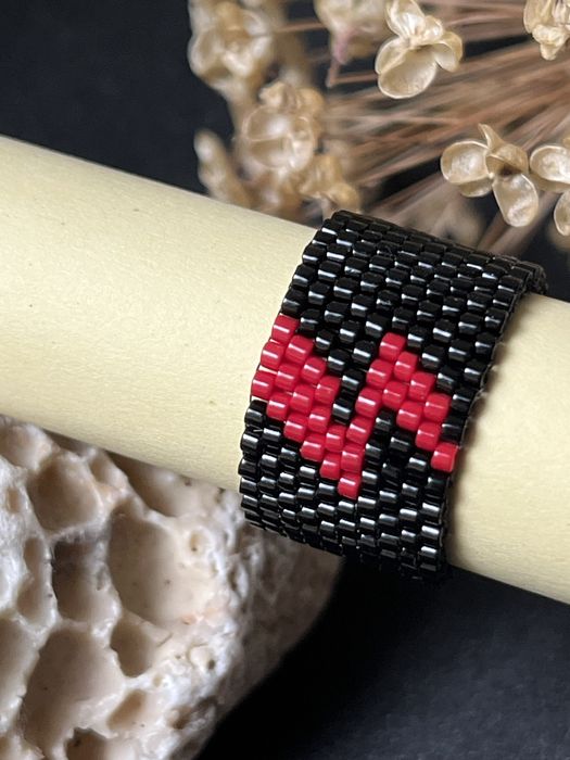 Obrączka handmade z motywem błyskawicy