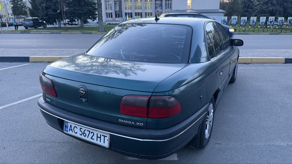 Opel Omega 2.0 AT 1995
