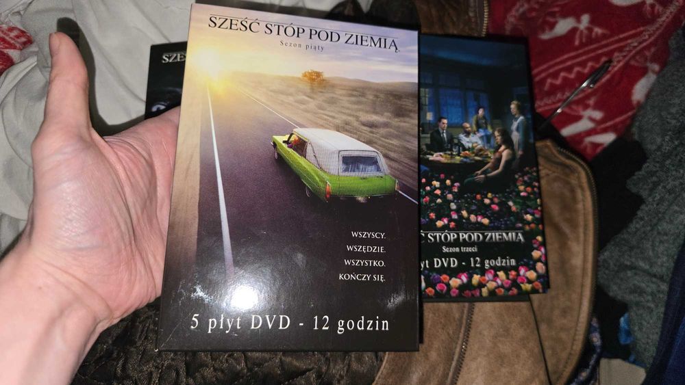 Sześć stóp pod ziemią komplet sezon 1-5 dvd + zbiorcze pudełko SUPER STAN