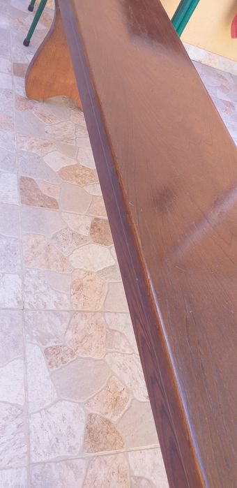 Vendo 2 bancos corridos iguais