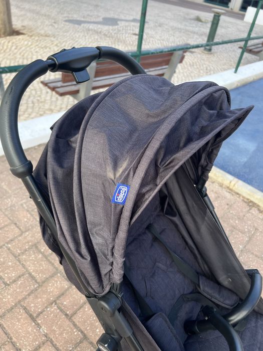 Carrinho bebé Chicco trolley me