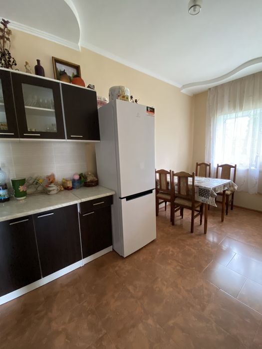 Довготривала оренда дачі з чаном на березі Дністра