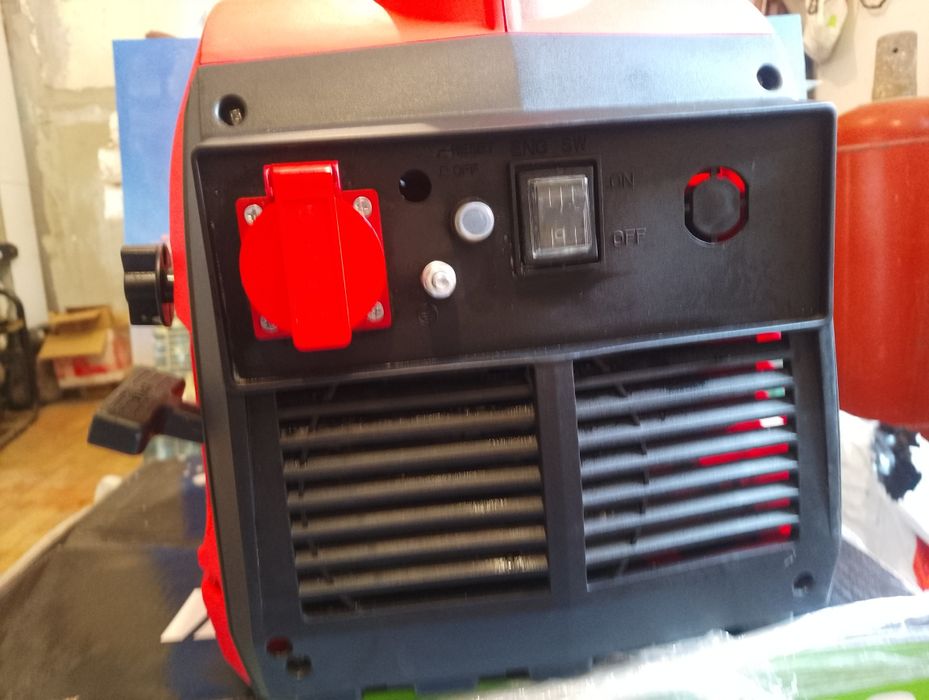 Інверторній генератор DW 2500