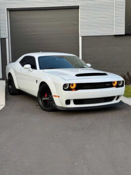 Dodge Challenger SRT Demon      2018