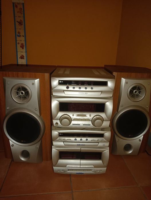 Vendo aparelhagem + colunas LG