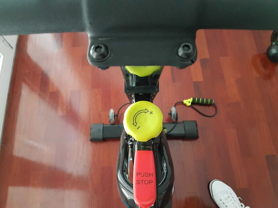 Bicicleta spinning indoor