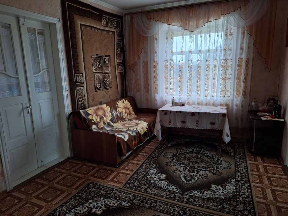 Будинок с. Розкішна