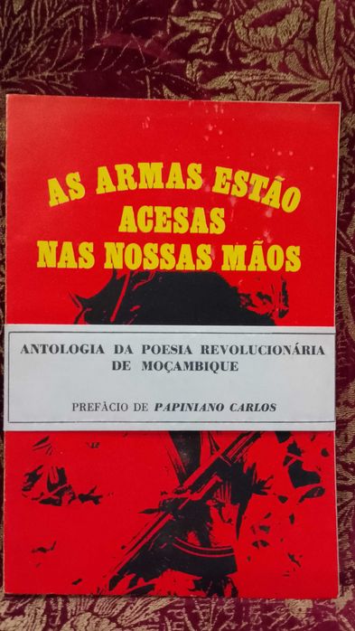 As Armas estão acesas nas nossas Mãos 1976