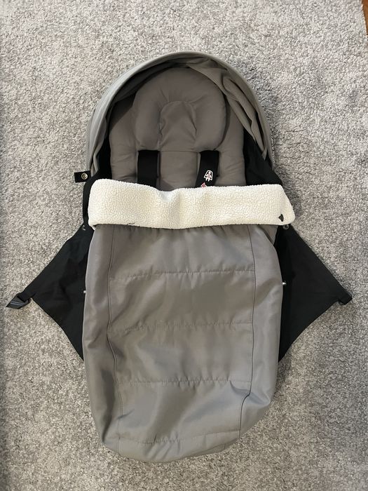 Yoyo Stokke 0-6meses - muito bom estado