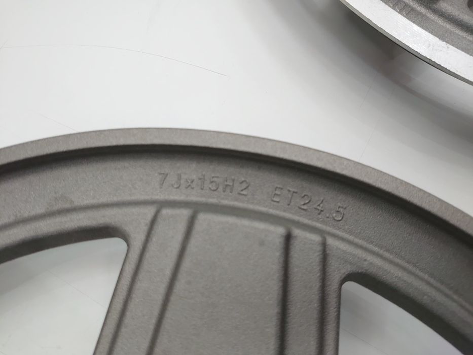 Rotory 15 do felg 3tlg Penta Melber Mercedes 5x112