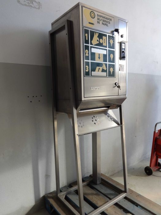 Equipamentos de lavagem e aspiração automóvel self-service