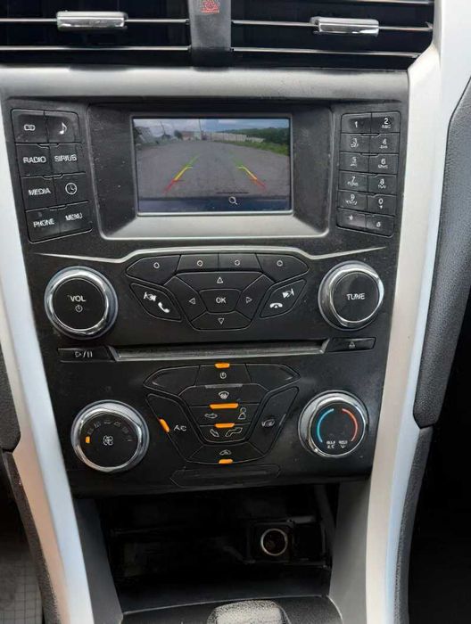 Ford Fusion      2015