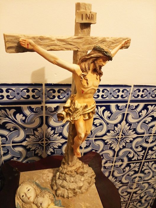 Estatuetas religiosas Marfinite? - Cristo na Cruz / Maria