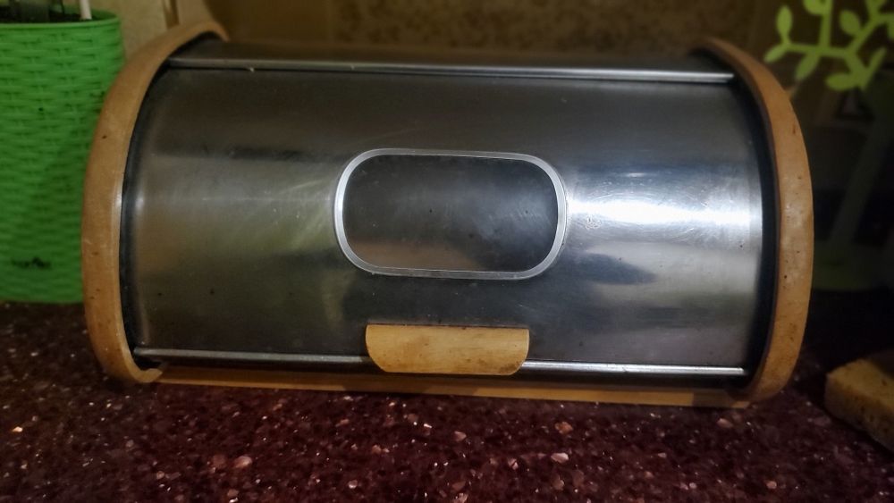 хлебница большая с нержавеющей стали