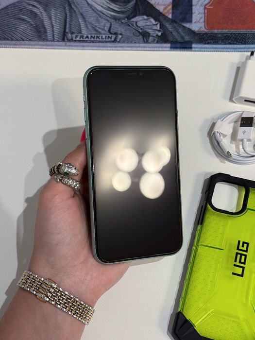 СУПЕР iPhone 11 128 gb Neverlock АКБ 100%