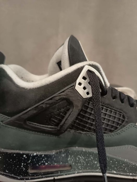 Jordan 4 fear *opis
