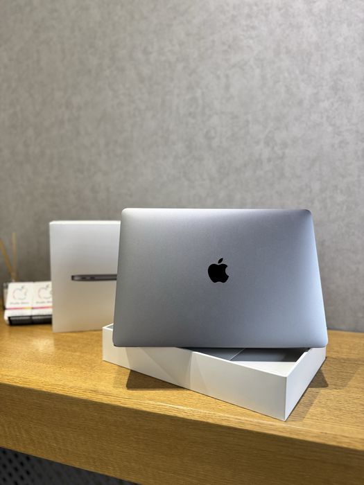 Open Box MacBook Air 13’ 2020 M1 8/256Gb Space Gray (MGN63)