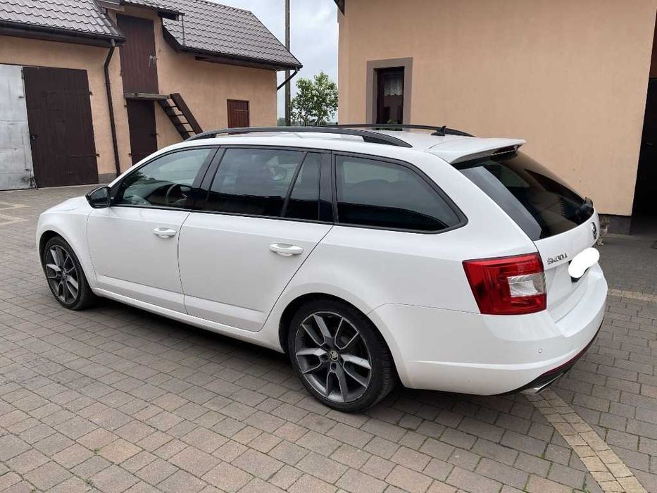 Разборка Skoda Octavia RS бампер капот фара крыло дверь подвеска Шкода