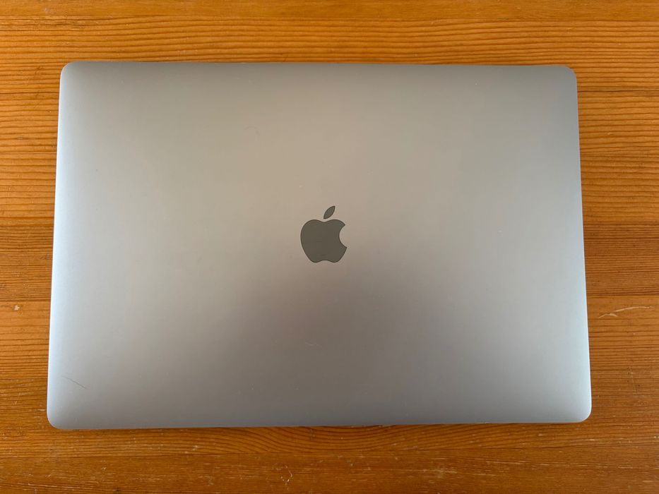 Apple MacBook Pro 16-cali - Space Grey - i7 - 32GB RAM - 512 SSD