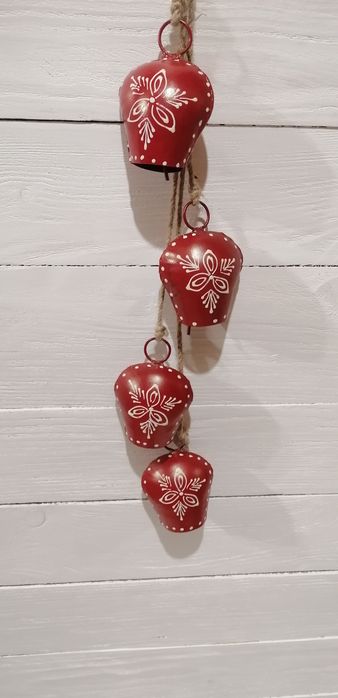 Dzwonki metalowe, dzwonki czerwone, dzwonki indyjskie