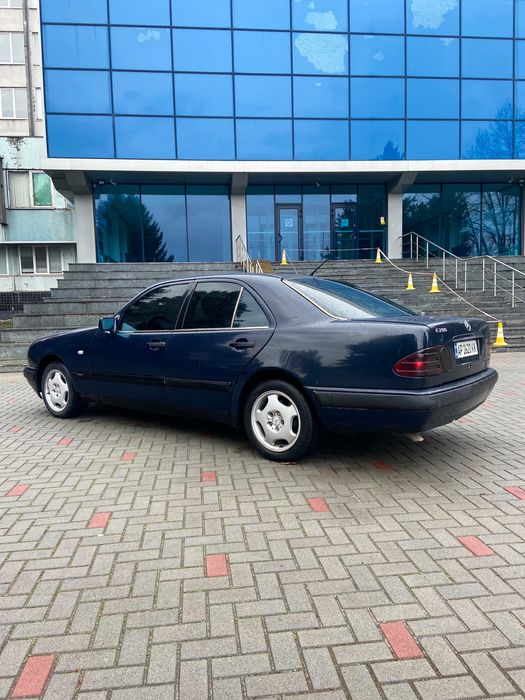 Mercedes Benz w210 2.0 газ/бензин