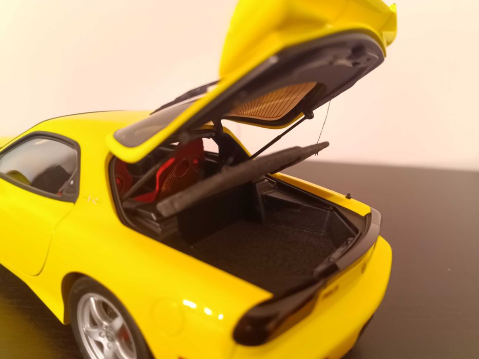Mazda RX-7 Type R Bathurst R - 1:18 Polar Master