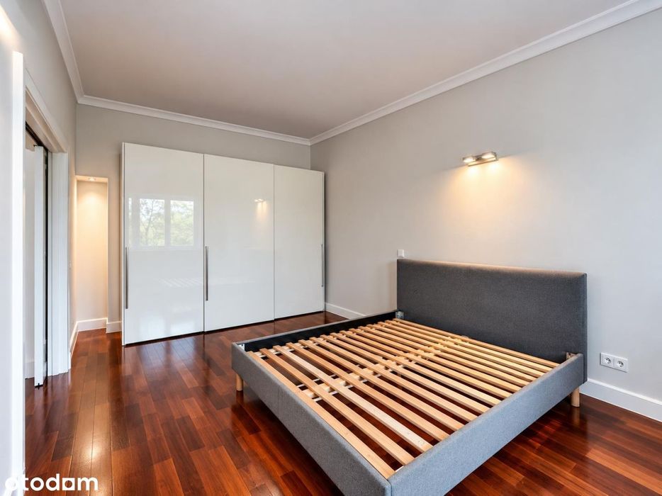 | 3 pokoje | 104 m²| Balkon z widokiem na park |