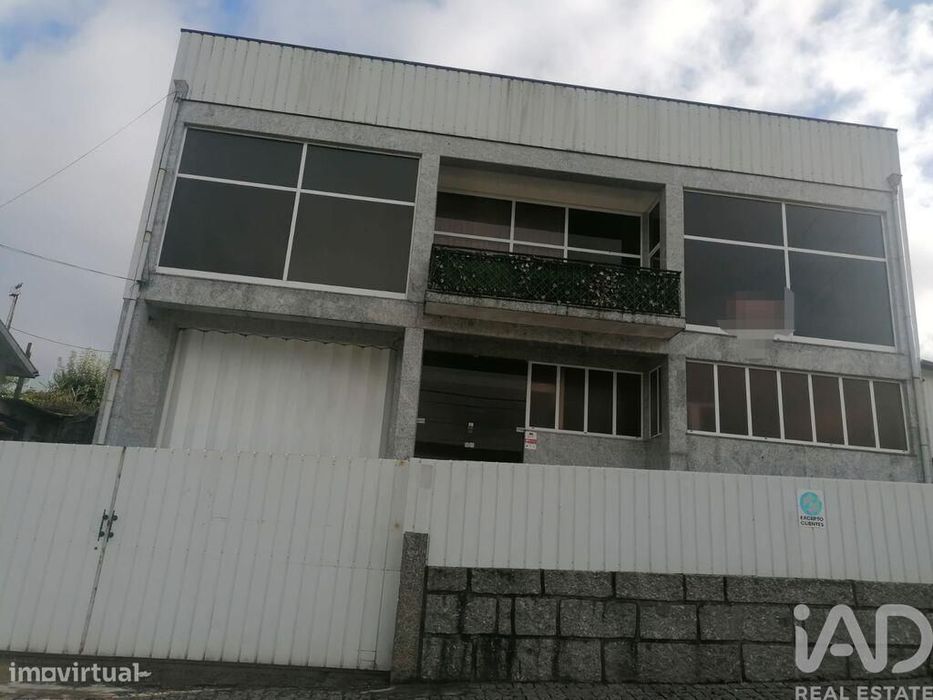 Hangar em Raimonda de 360,00 m2