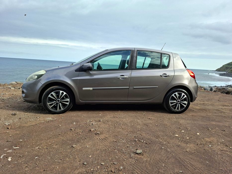 Renalt clio ll 1.2 Gasolina 2009