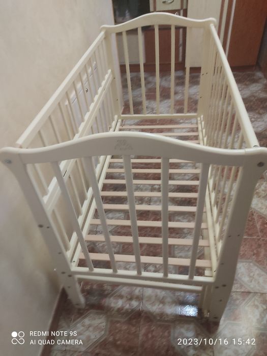 Дитяче ліжечко-колиска б/у