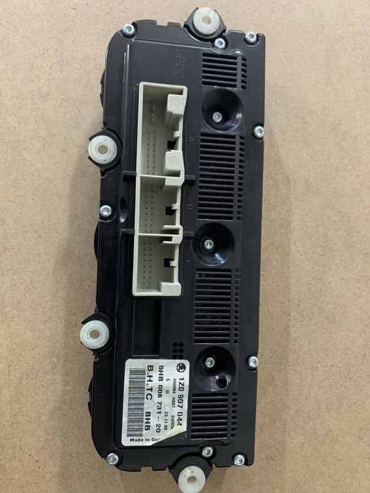 Блок керування Volkswagen Caddy Skoda Passat Golf Jetta