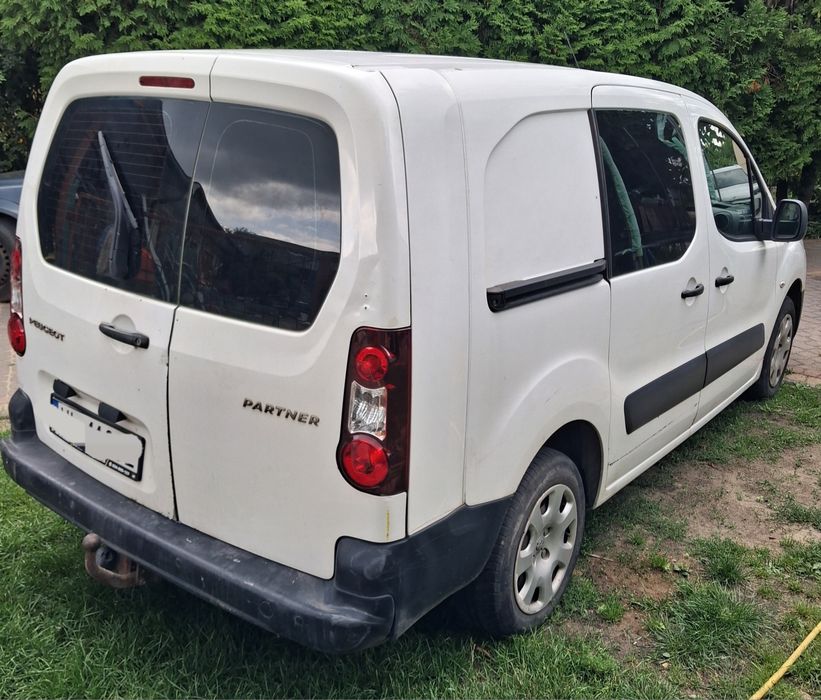 Peugeot Partner 2013 1.6 hdi 5 miejsc