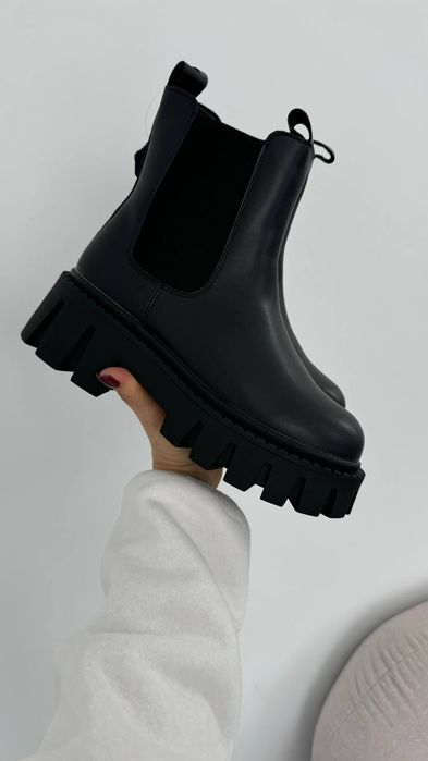 Нові жіночі челсі зимові шкіра