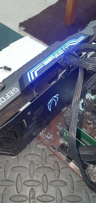 Placa Gráfica Nvidia RTX 3070 TI Zotac Trinity