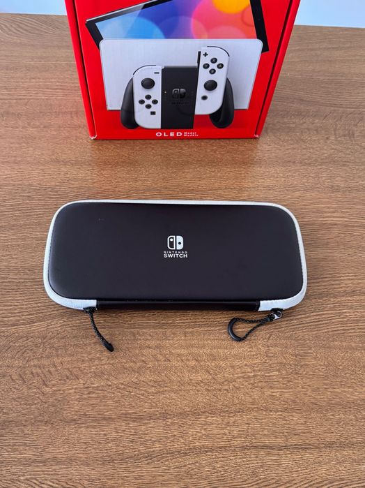 Nintendo Switch Completo com Acessórios Extras - Ainda com garantia